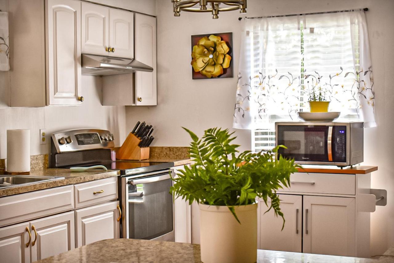 Welcome To The Cottage: A Home Away From Home Port St. Lucie Εξωτερικό φωτογραφία